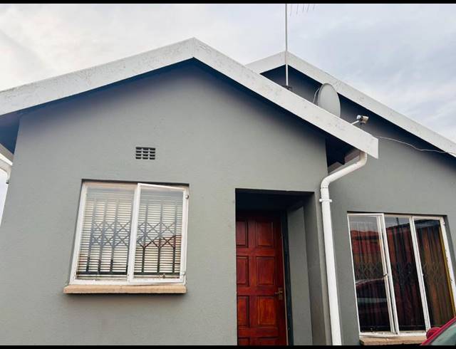 2 BEDROOM HOUSE FOR SALE IN NATURENA